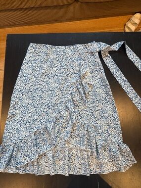 SHEIN Light Blue Floral Wrap Ruffle Skirt